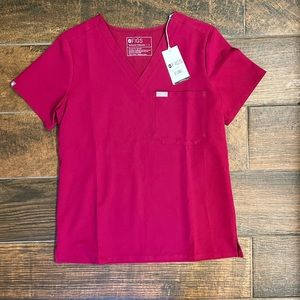 Catarina magenta Figs top